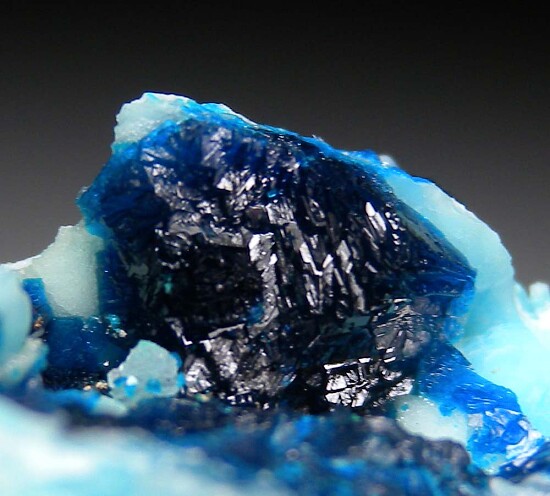 Veszelyite on Hemimorphite