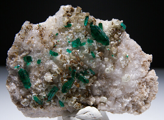 Willemite and Dioptase