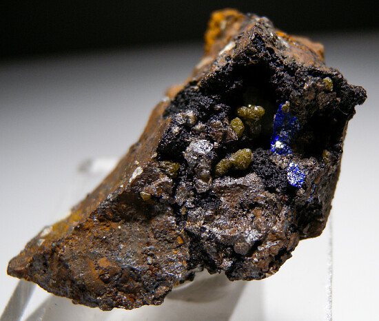 Chlorargyrite, Cerussite, Azurite