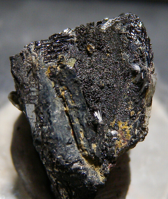 Klebelsbergite on Stibnite