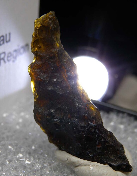 Tektite