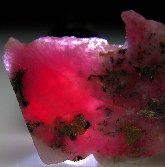 Tugtupite