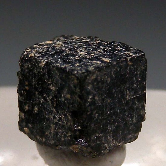 Lueshite