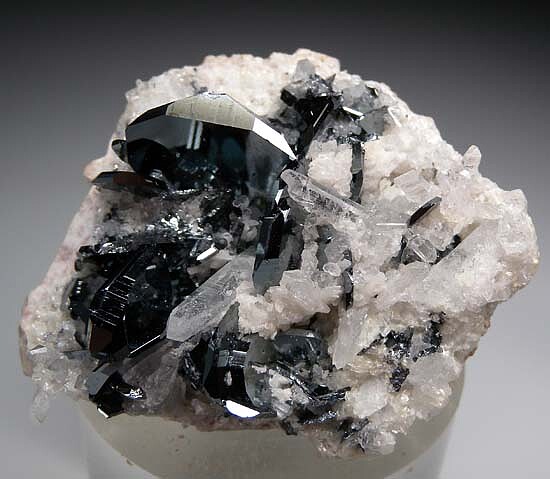 Hematite with Quartz