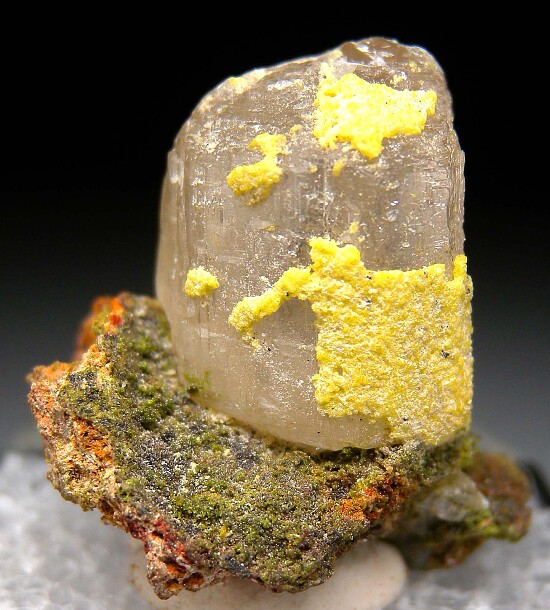Mimetite on Cerussite