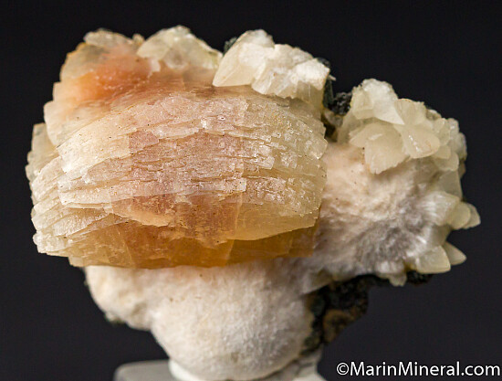 Heulandite with Mordenite, Calcite