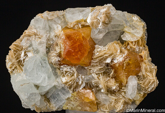 Scheelite with Aquamarine